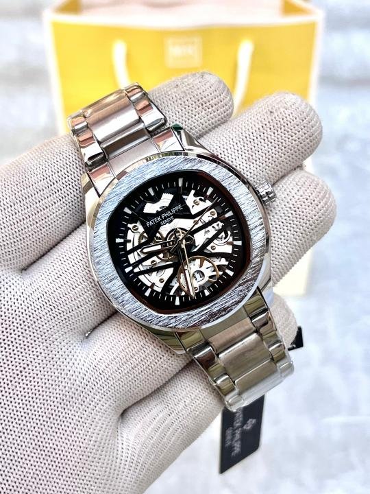 Patek Philipp_e Sekeleton Quartz - Image 4