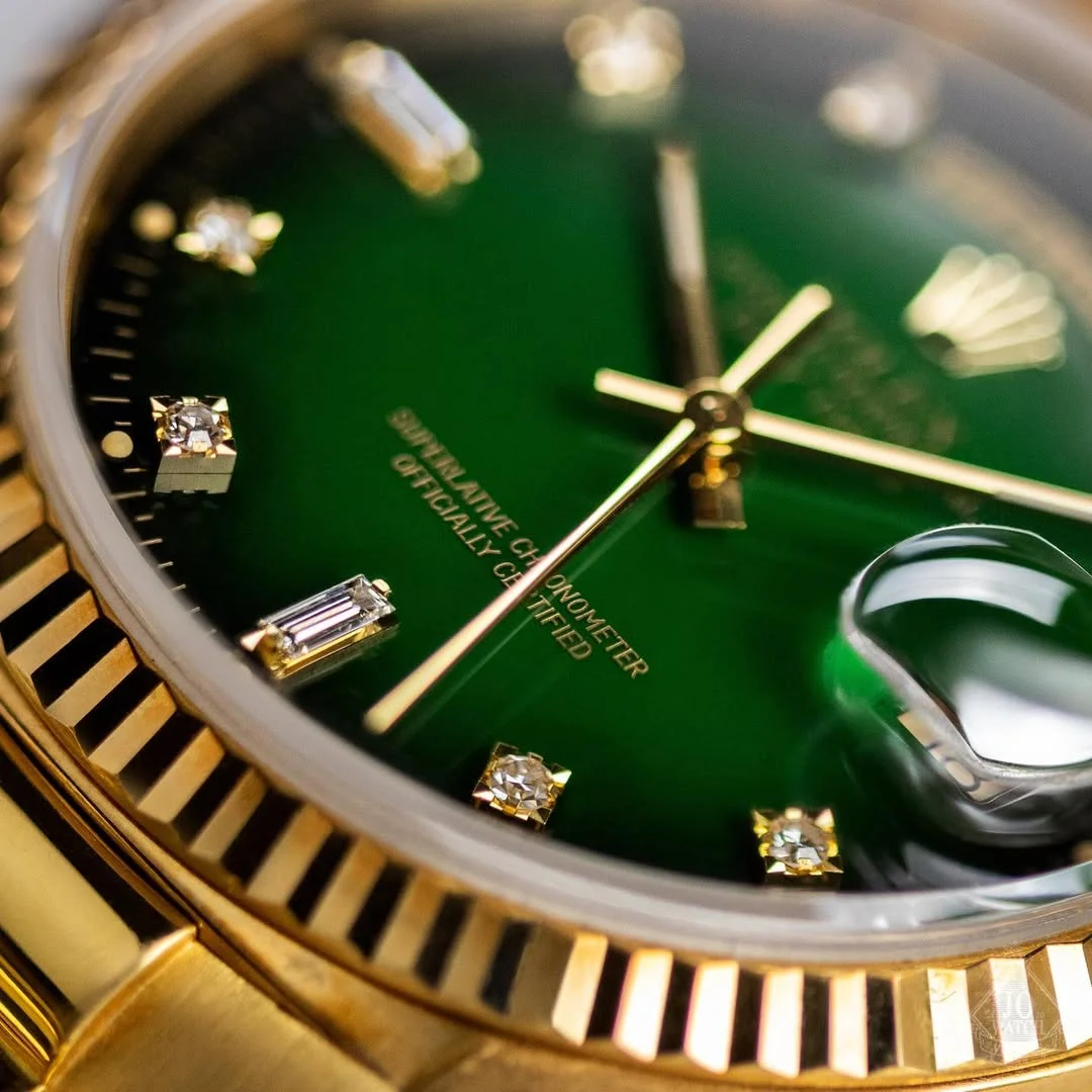 Rolex Oyster Perpetual Day Date Diamond GOLD-Green - Image 4